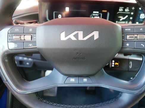 Certified 2024 Kia EV9 GT-Line AWD/4WD image 25