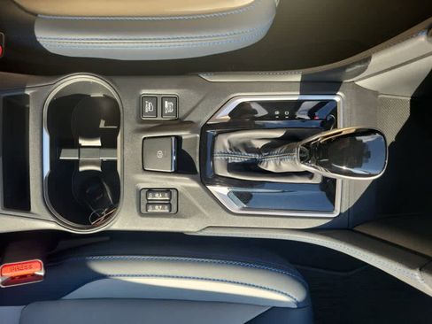 Used 2023 Subaru Crosstrek Hybrid w/ Moonroof Package w/Navigation image 18