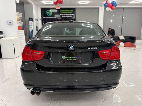 Used 2011 BMW 328i xDrive Sedan image 11