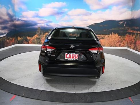 Used 2023 Toyota Corolla LE image 7
