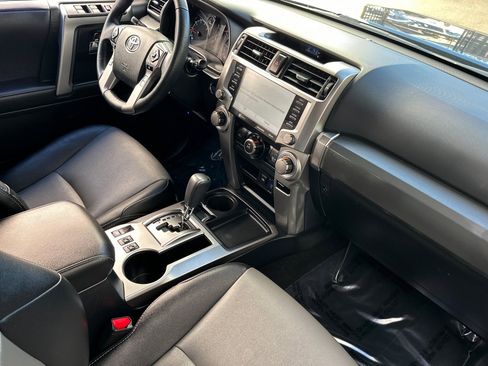 Used 2023 Toyota 4Runner SR5 Premium image 17