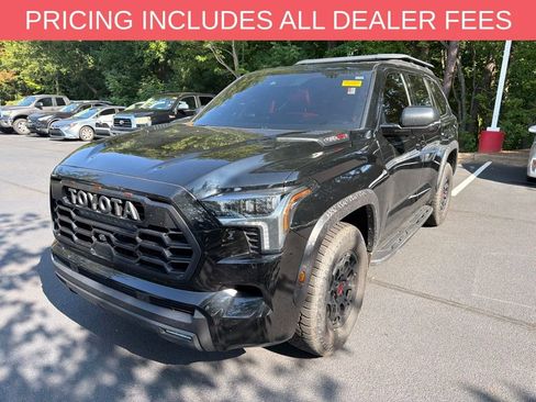 Used 2025 Toyota Sequoia TRD Pro AWD/4WD image 3