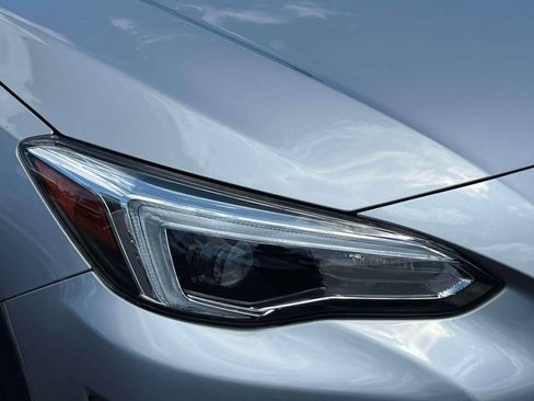 Used 2022 Subaru Crosstrek 2.5i Limited w/ Moonroof Package 2 AWD/4WD image 9