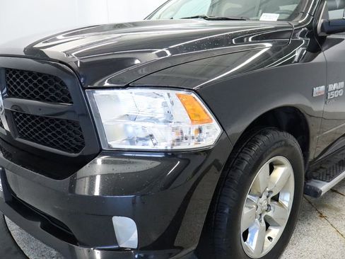 Used 2019 RAM 1500 Express w/ Express Value Package image 10