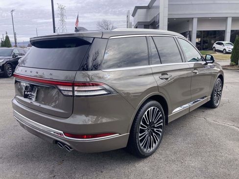 New 2025 Lincoln Aviator Black Label image 3