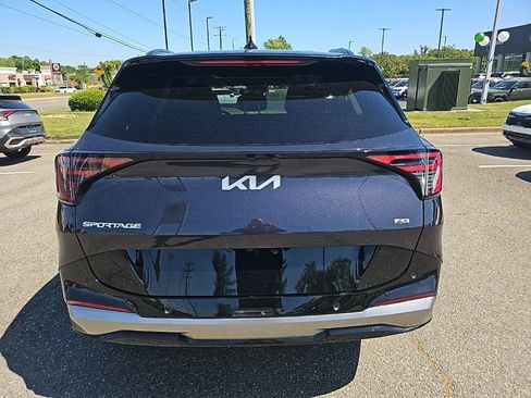 Used 2026 Kia Sportage SX image 7
