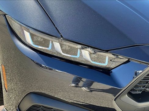 Used 2024 Ford Mustang Premium RWD image 31