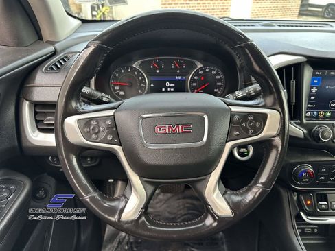 Used 2021 GMC Terrain SLT image 16