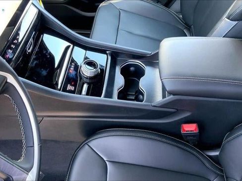 New 2026 Jeep Grand Cherokee Limited AWD/4WD image 37