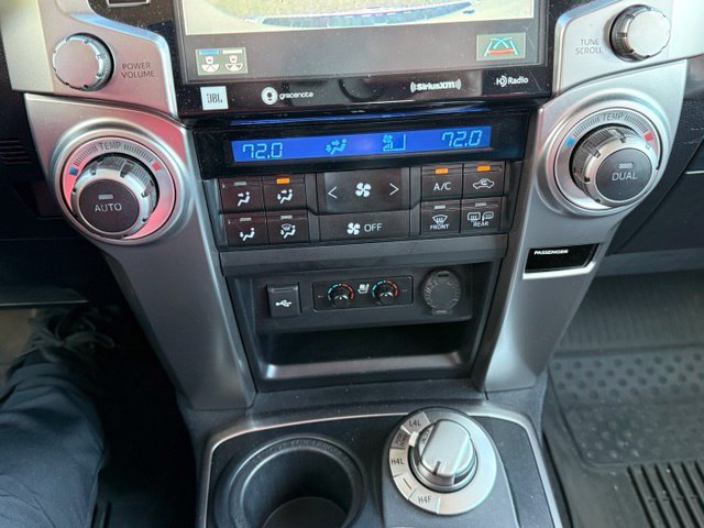 Used 2022 Toyota 4Runner Limited AWD/4WD image 23