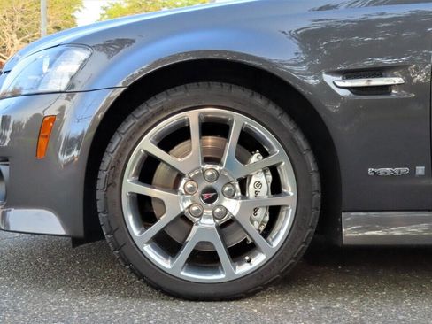 Used 2009 Pontiac G8 GXP RWD image 38