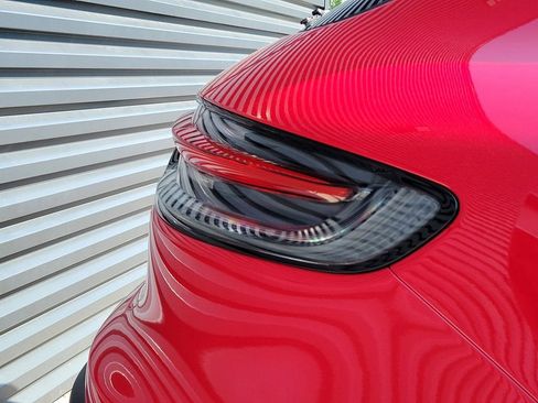 New 2026 Porsche Macan image 14