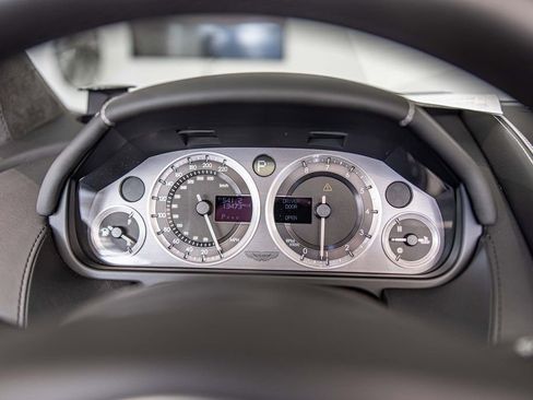 Used 2012 Aston Martin Virage Volante image 22