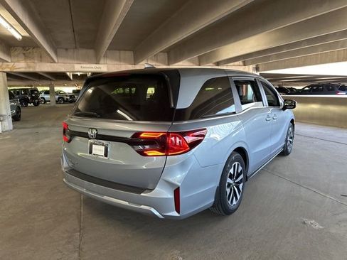 Used 2026 Honda Odyssey EX-L image 4