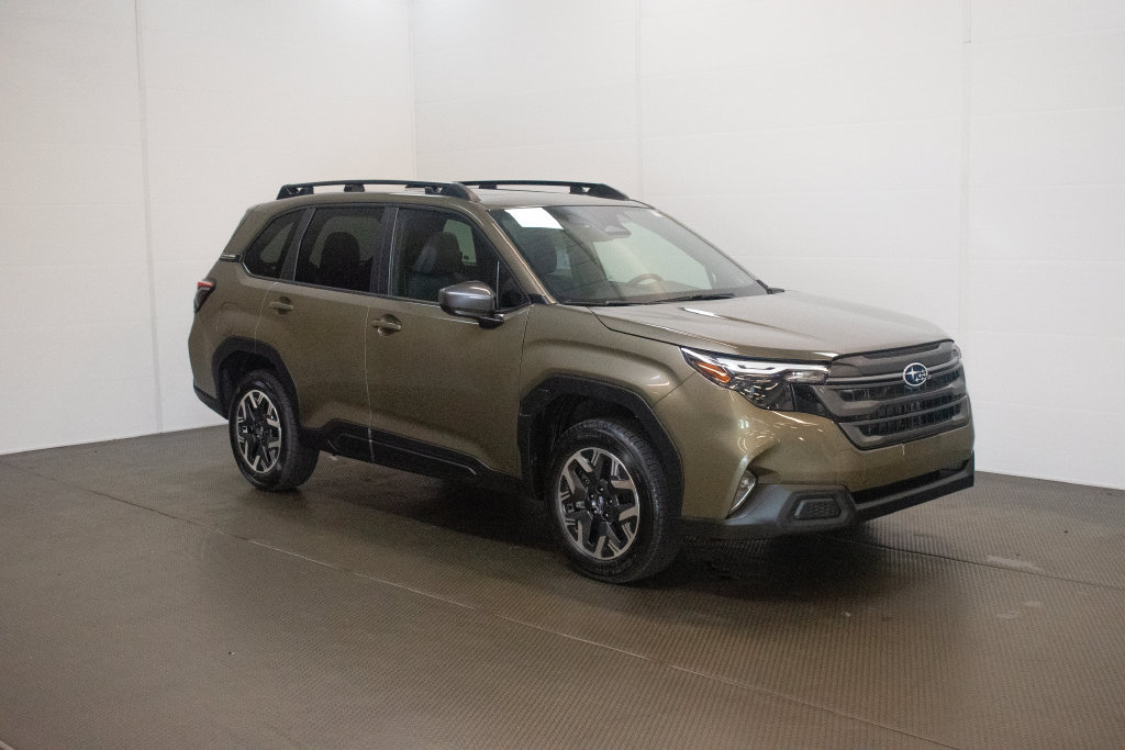 New 2026 Subaru Forester Premium AWD/4WD image 1