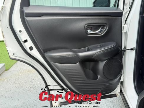 Used 2024 Honda HR-V LX image 12