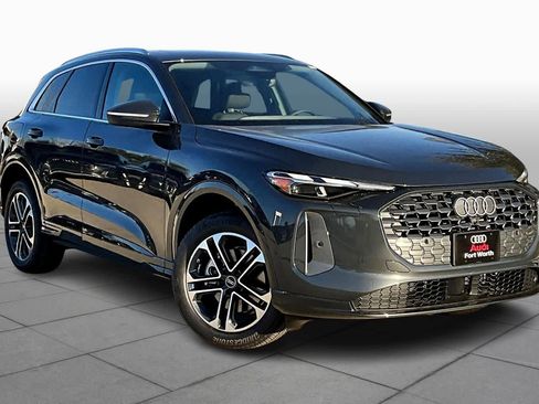 New 2025 Audi Q5 Premium image 2