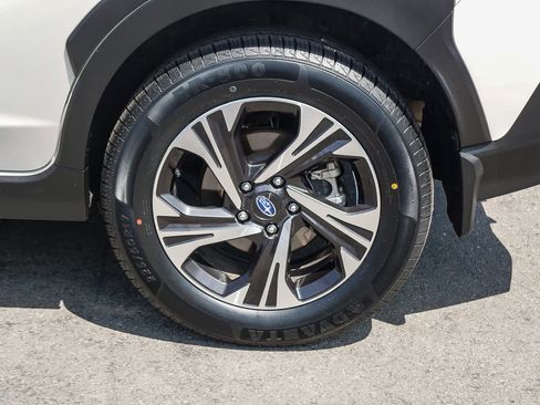 Used 2024 Subaru Crosstrek 2.0i Premium AWD/4WD image 8