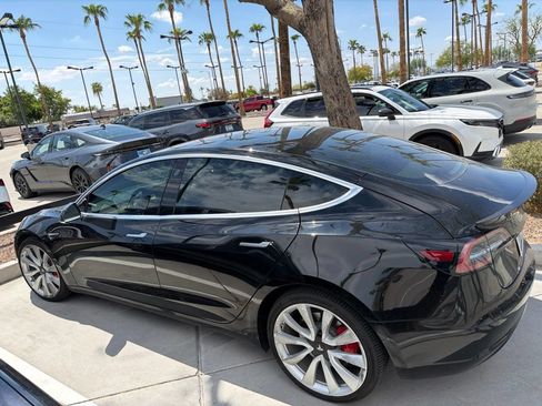 Used 2018 Tesla Model 3 Long Range AWD/4WD image 4