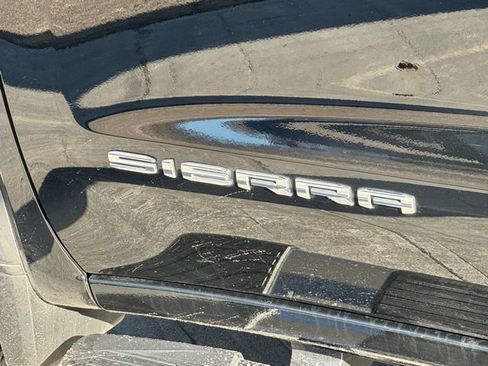 Used 2025 GMC Sierra 1500 SLT w/ SLT Premium Plus Package image 5