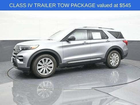 Used 2022 Ford Explorer Limited w/ Equipment Group 301A AWD/4WD image 7