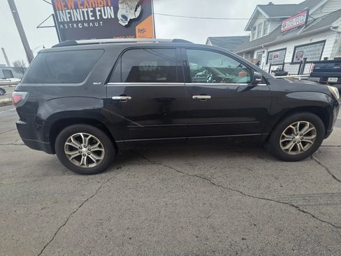 Used 2014 GMC Acadia SLT image 2