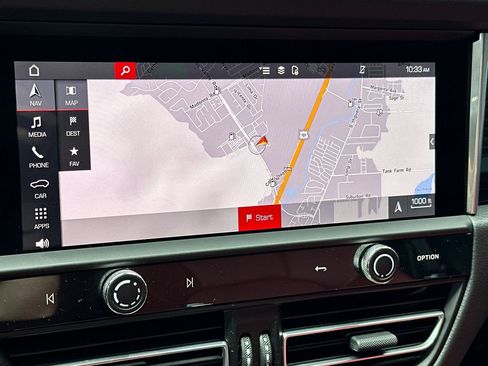 Used 2025 Porsche Macan image 36