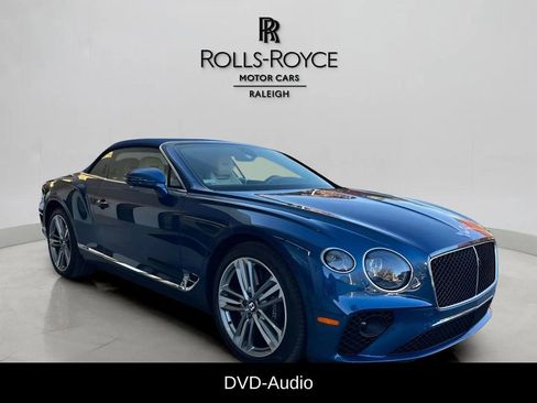 Used 2024 Bentley Continental GT AWD/4WD image 3