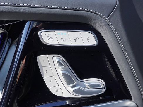 Used 2025 Mercedes-Benz G 63 AMG G 63 AMG image 36