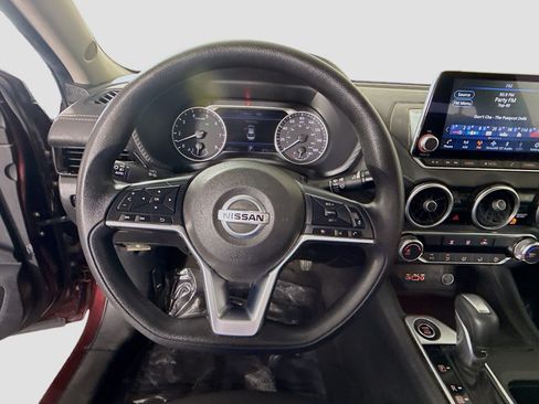Used 2023 Nissan Sentra SV FWD image 13