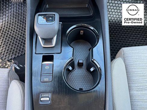 Certified 2023 Nissan Rogue SV FWD image 27