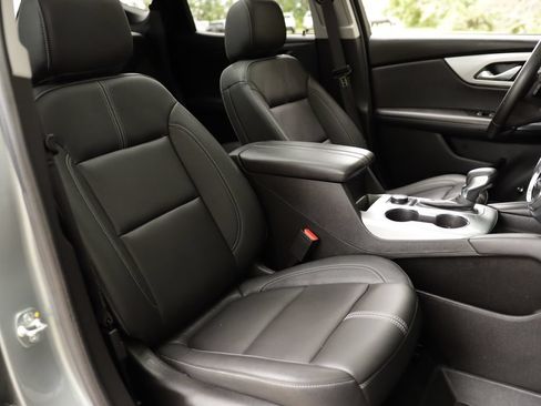 Used 2024 Chevrolet Blazer LT w/ LPO, Floor Liner Package FWD image 31