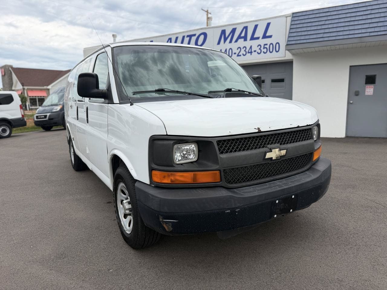 Used 2014 Chevrolet Express 1500 RWD image 5