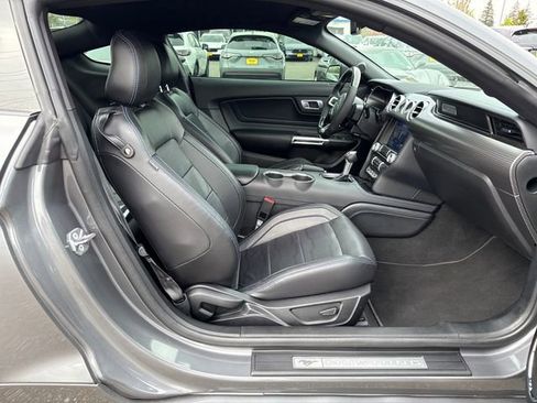 Used 2022 Ford Mustang GT Premium w/ GT Performance Package RWD image 9