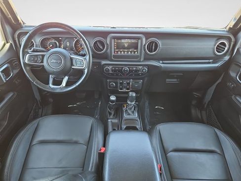 Used 2019 Jeep Wrangler Unlimited Sahara w/ Cold Weather Group AWD/4WD image 9