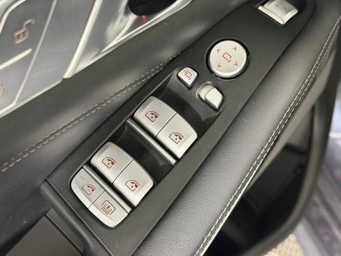 Used 2020 BMW X7 M50i w/ Executive Package AWD/4WD image 27