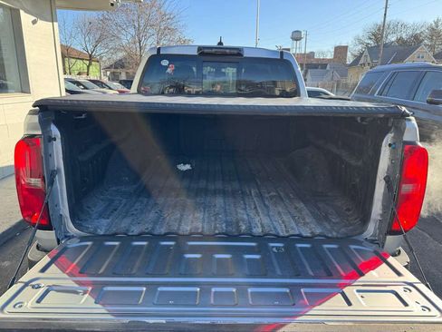 Used 2018 Chevrolet Colorado LT w/ Redline Special Edition image 36