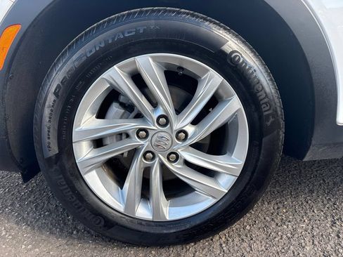 Used 2025 Buick Envista Preferred FWD image 11