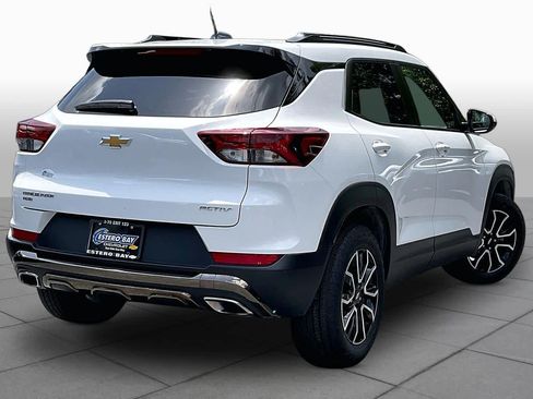 Used 2023 Chevrolet TrailBlazer ACTIV w/ Sun and Liftgate Package AWD/4WD image 13