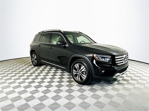 Certified 2025 Mercedes-Benz GLB 250 image 1