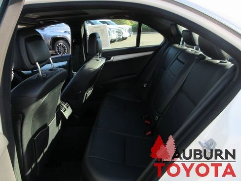 Used 2014 Mercedes-Benz C 250 Sedan image 14
