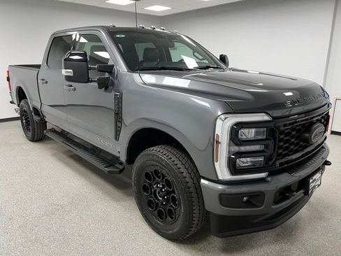 Used 2025 Ford F350 Lariat w/ Black Appearance Package image 2