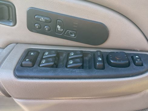 Used 2004 Chevrolet Silverado 3500 LT w/ Heavy-Duty Power Package image 11