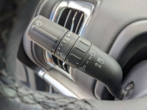 Used 2025 Ford Expedition Platinum AWD/4WD image 31