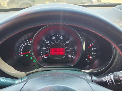 Used 2016 Kia Soul + w/ Soulful Package FWD image 28