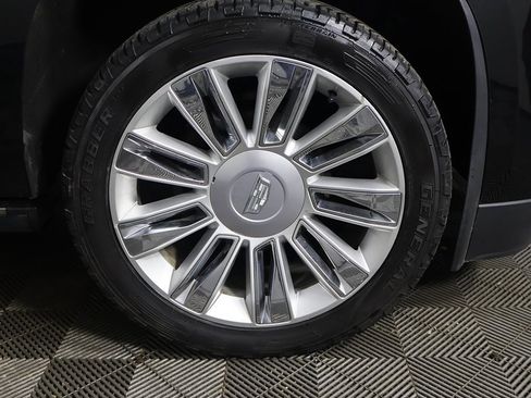 Used 2016 Cadillac Escalade Platinum image 27