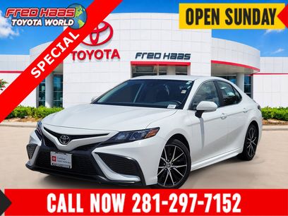 Used 2024 Toyota Camry SE