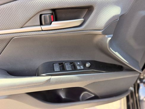 Used 2026 Toyota Camry SE FWD image 26