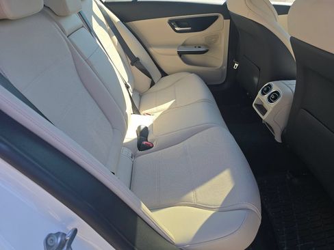 Certified 2022 Mercedes-Benz C 300 4MATIC Sedan image 20