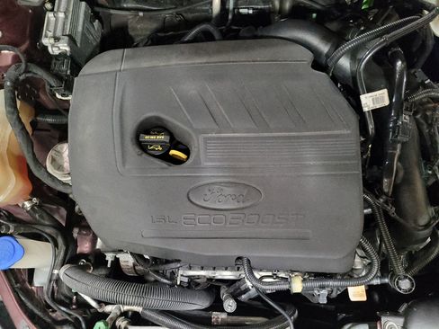 Used 2018 Ford Fusion SE w/ Fusion SE Technology Package FWD image 30